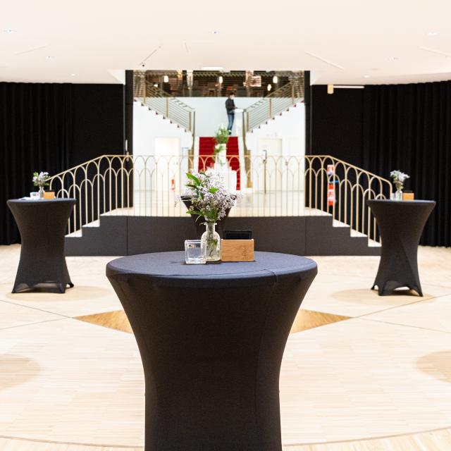 Salon du port, cocktail, tourisme d'affaires