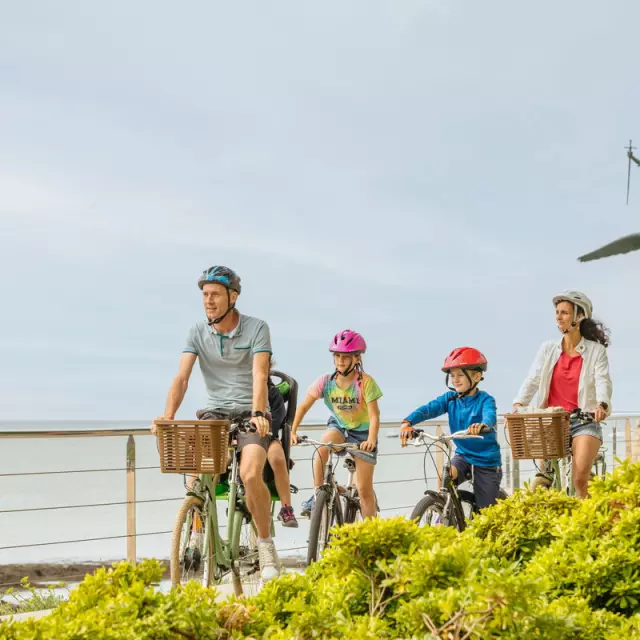 Balade à vélo sur le front de mer